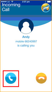 When there is an incoming KingKing voice call, the phone will ring and the KingKing screen will pop up. Click the blue button to answer the call.